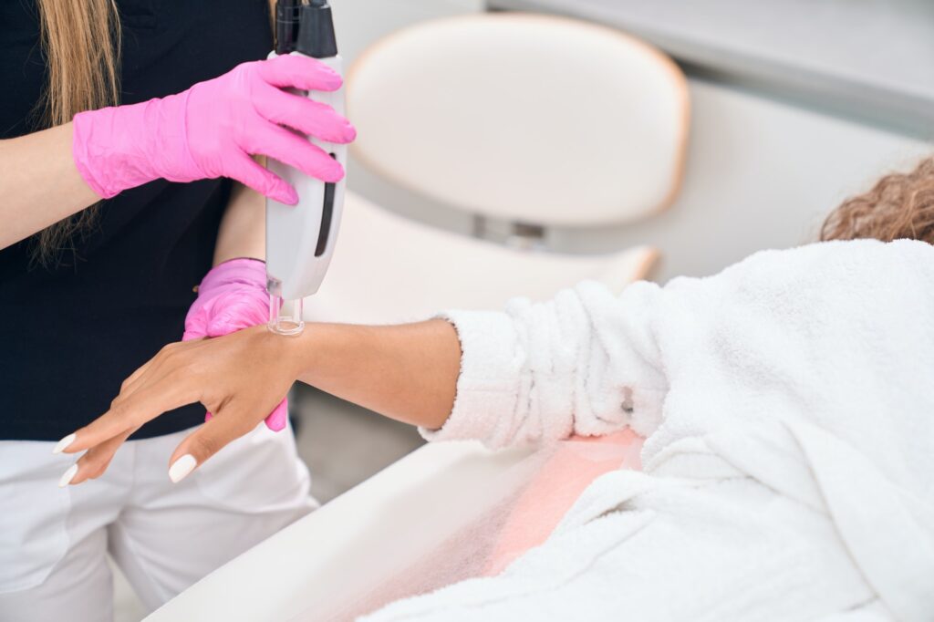 Laser hair removal procedure in the salon